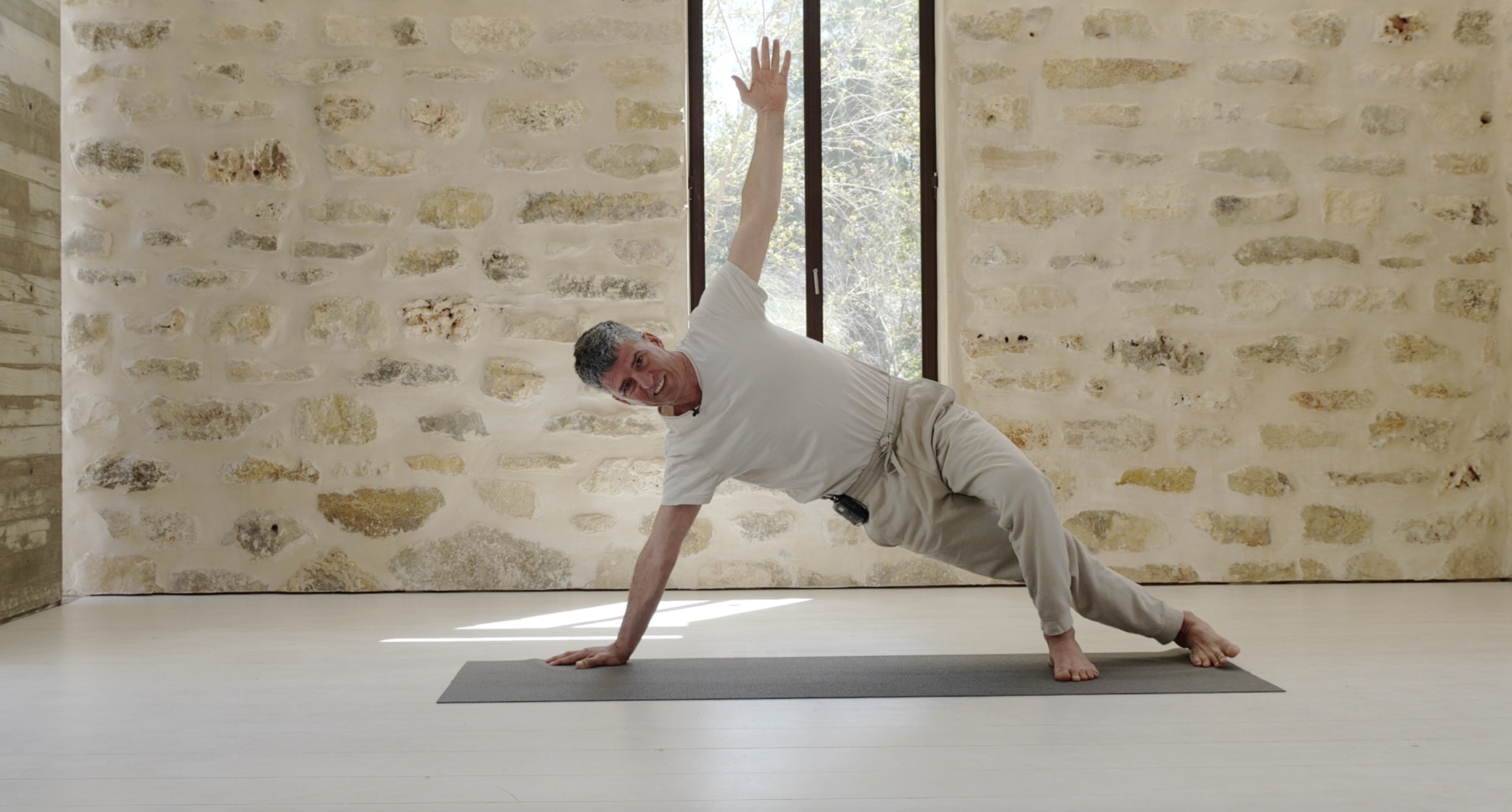 אש של איזון – ואשישטה אסאנה וכל מה שמחזיק אותך יציב